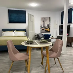 Cozy Modern Studio With Free Parking Onsite Ottawa